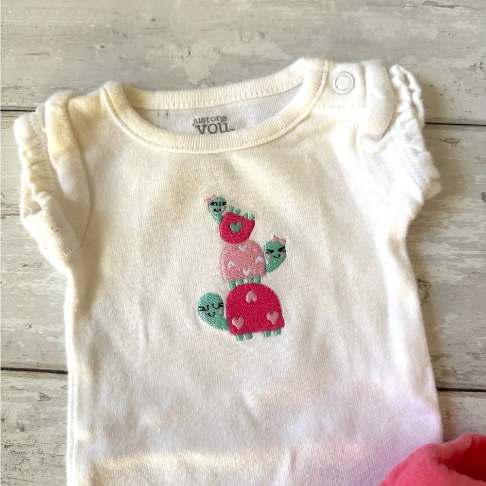 Carters NB Baby Girl Outfit Set Pink Leggings Pants Bug Love Bodysuit Newborn